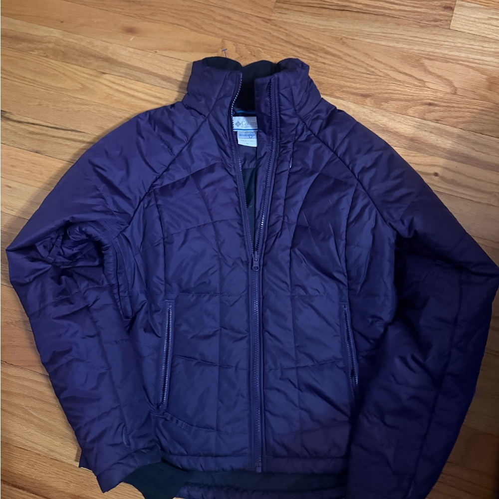 Columbia Women's Purple Puffer‎ Jacket